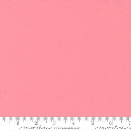 Bella Solids Bettys Pink - 9900 120 - Moda Fabrics - Nebraska Quilt Company - F260801