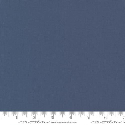 Bella Solids Indigo - 9900 218 - Moda Fabrics - Nebraska Quilt Company - F260236