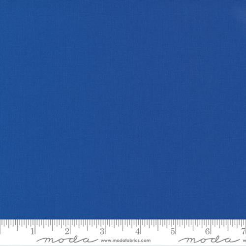 Bella Solids Regatta Dark Blue - 9900 305 - Moda Fabrics - Nebraska Quilt Company - F2400404