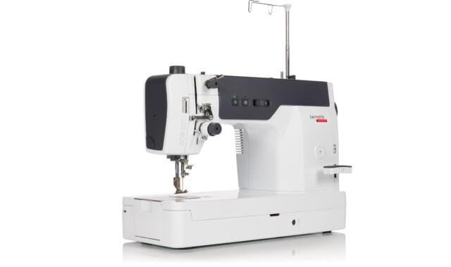Bernette B08 Straight Stitch Sewing Machine - Nebraska Quilt Company - M08BE