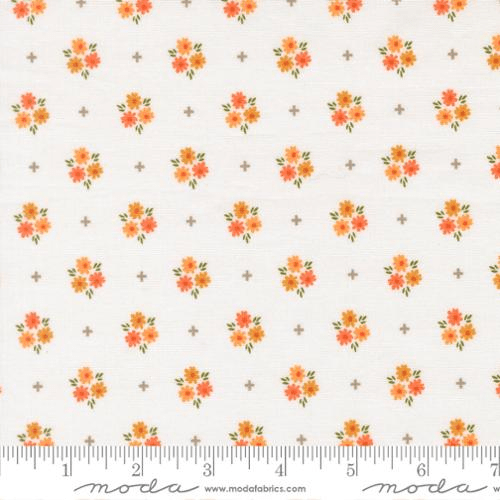 Birch and Willow Blooms Florals Cloud - 37722 11 - Moda Fabrics - Nebraska Quilt Company - F262064