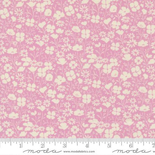 Cannon Beach Poppy Field Florals Sweet Pea - 11972 24 - Moda Fabrics - Nebraska Quilt Company - F260211