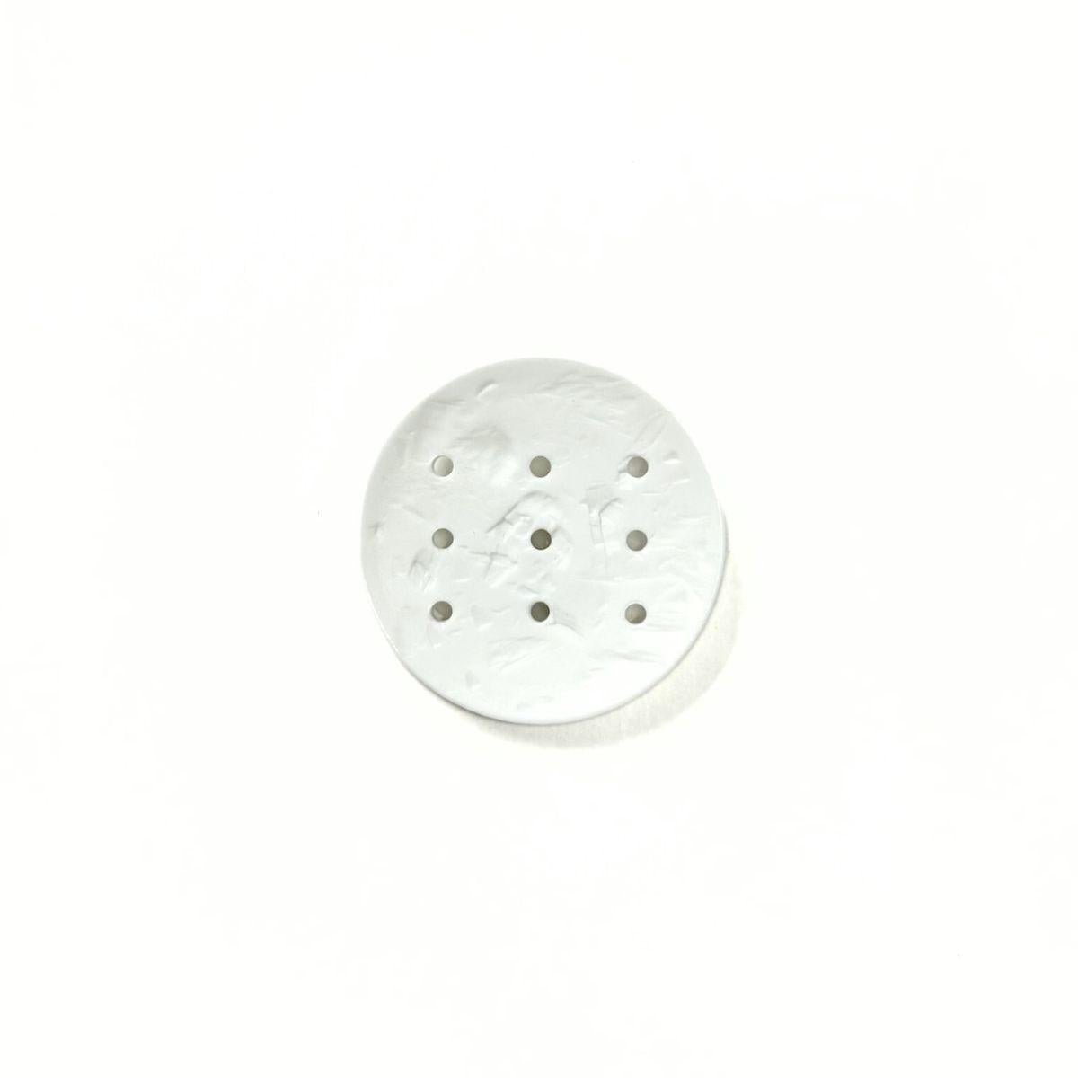 Dill Plastic Circle White Button - Nebraska Quilt Company - N2502150