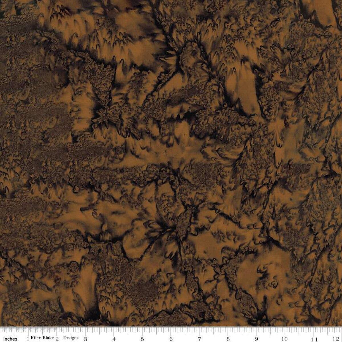 Expressions Batiks Hand - Dyes Gingerbread - BT21000 - 137 - Riley Blake Designs - Nebraska Quilt Company - F2401724