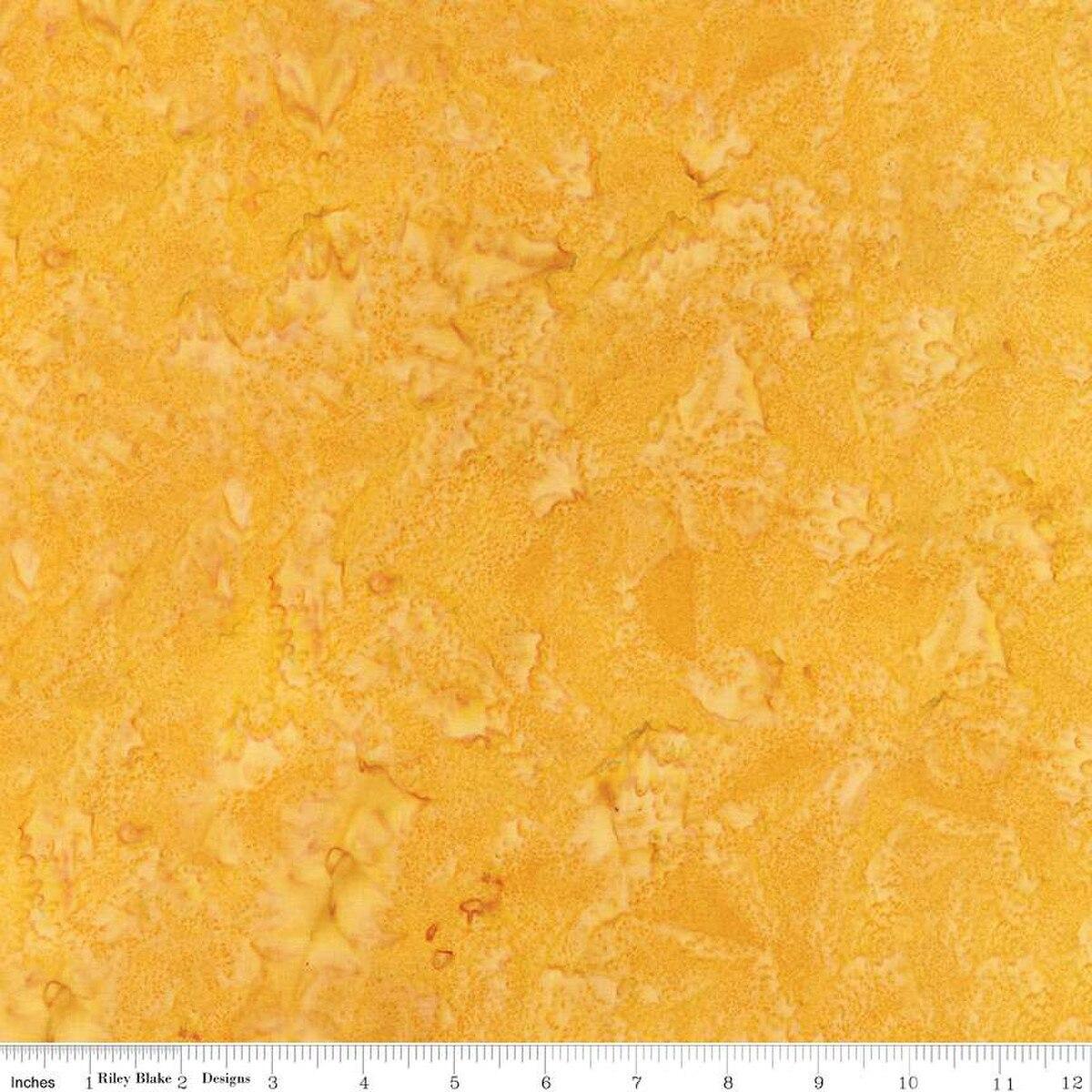Expressions Batiks Hand - Dyes Honey - BT21000 - 254 - Riley Blake Designs - Nebraska Quilt Company - F2401721