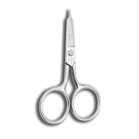 Famore Embroidery Microtip Scissors 4" - Nebraska Quilt Company - N2402437