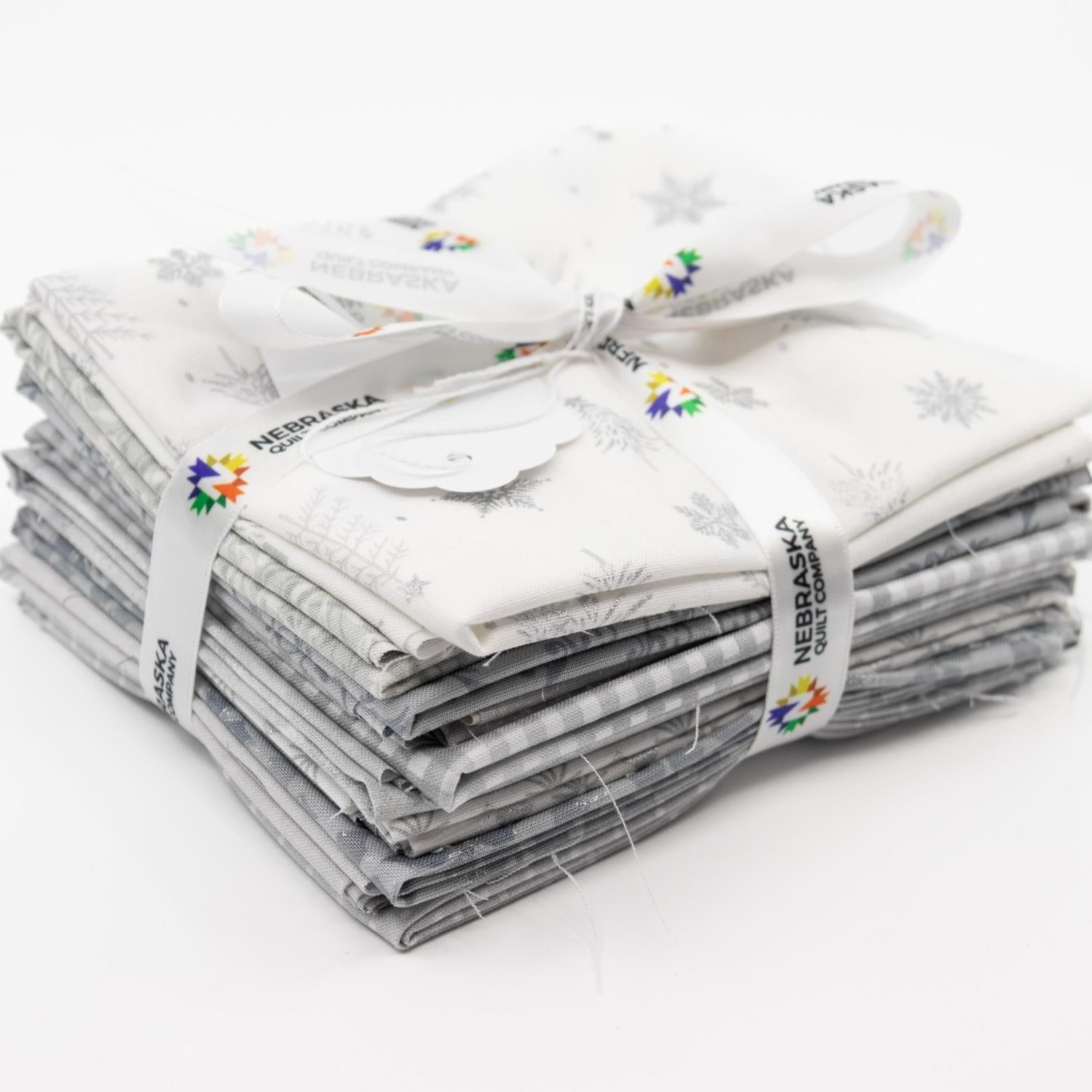 Fat Quarter Bundle Silver 10 Pieces - Nebraska Quilt Company - PC2400177