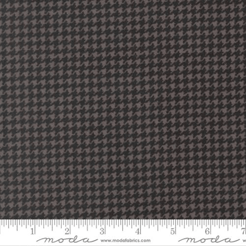 Flannel Gather Hounds Tooth Blackbird - 49340 16F - Moda Fabrics - Nebraska Quilt Company - F262045