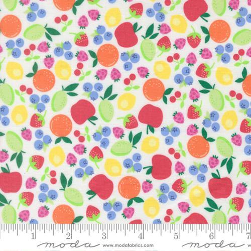 Fruit Salad Fruit Cup Off White Multi - 29242 11 - Moda Fabrics - Nebraska Quilt Company - F260910