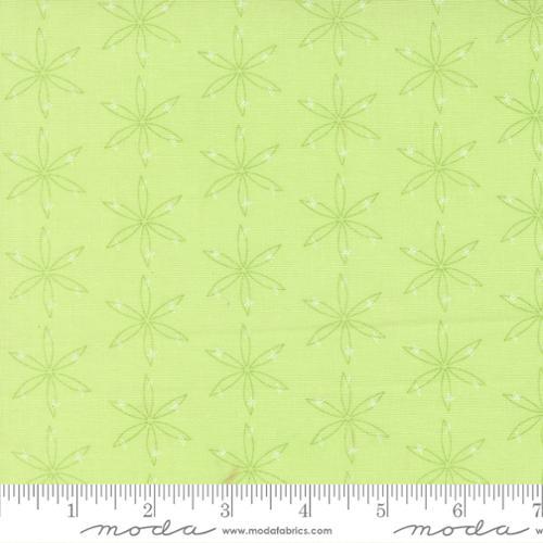 Honeyed Horizon Star Speck Geometric Flower Honeydew Green - 47014 16 - Moda Fabrics - Nebraska Quilt Company - F260820