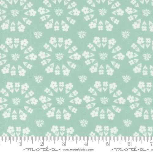 Laguna Sunrise Paradise Florals Home Town Sky - 37681 15 - Moda Fabrics - Nebraska Quilt Company - F09591