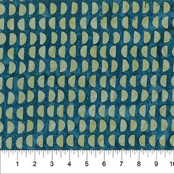 Organics Halfs Moons Prussian Blue - 83310 - 44 - Banyan Batiks - Nebraska Quilt Company - F2400162