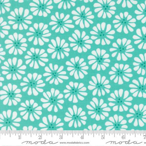 Pick Me Lazy Daisy Aqua Teal - 22491 14 - Moda Fabrics - Nebraska Quilt Company - F251323