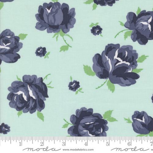 Summertime Rosie Florals Ice Blue - 55320 18 - Moda Fabrics - Nebraska Quilt Company - F2402677