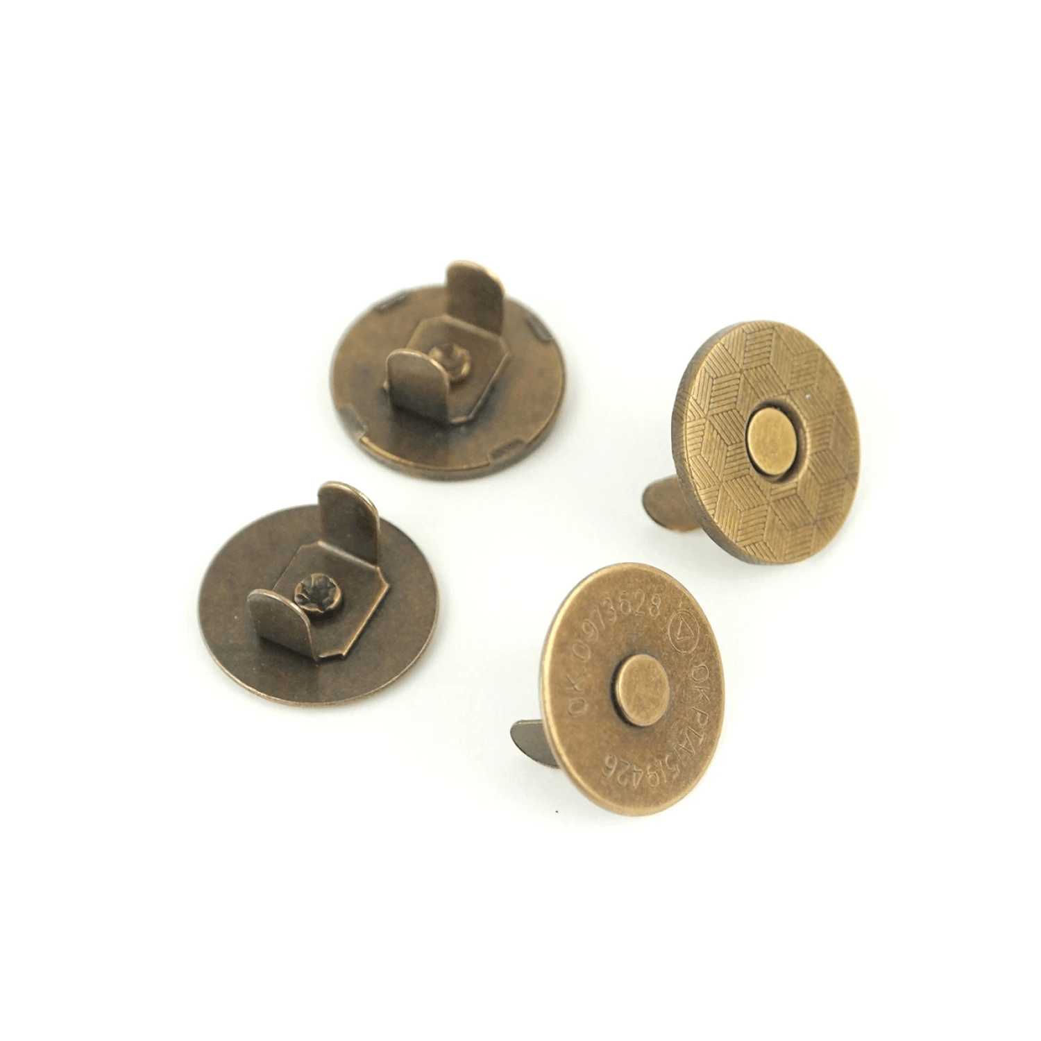 Two Magnetic Snaps 3/4" Antique - Nebraska Quilt Company - N261741