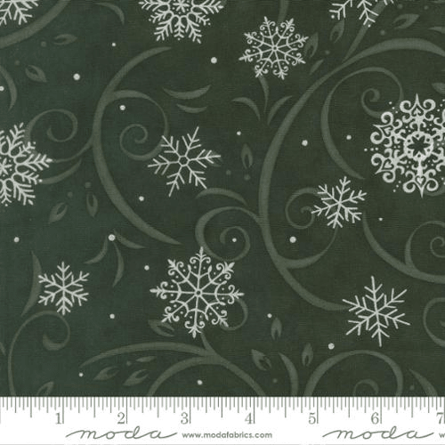 When Snow Falls Swirling Snowflakes Holly - 56172 16 - Moda Fabrics - Nebraska Quilt Company - F261743