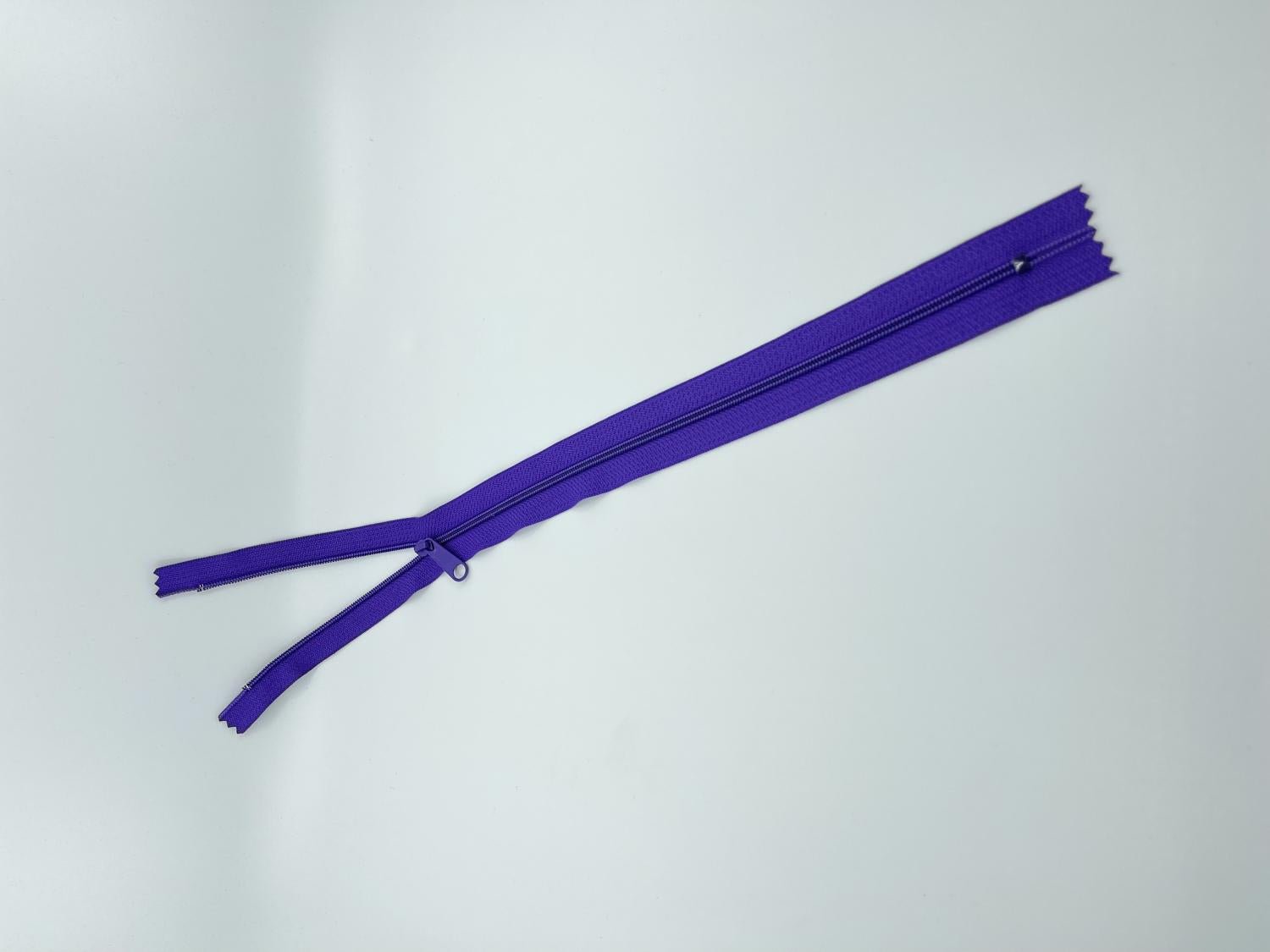 18" Zipper Purple ZZ18P - Nebraska Quilt Company - N15554