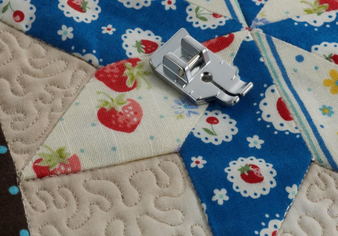 Brother 1/4" Piecing Foot SA125 - Nebraska Quilt Company - ASA125
