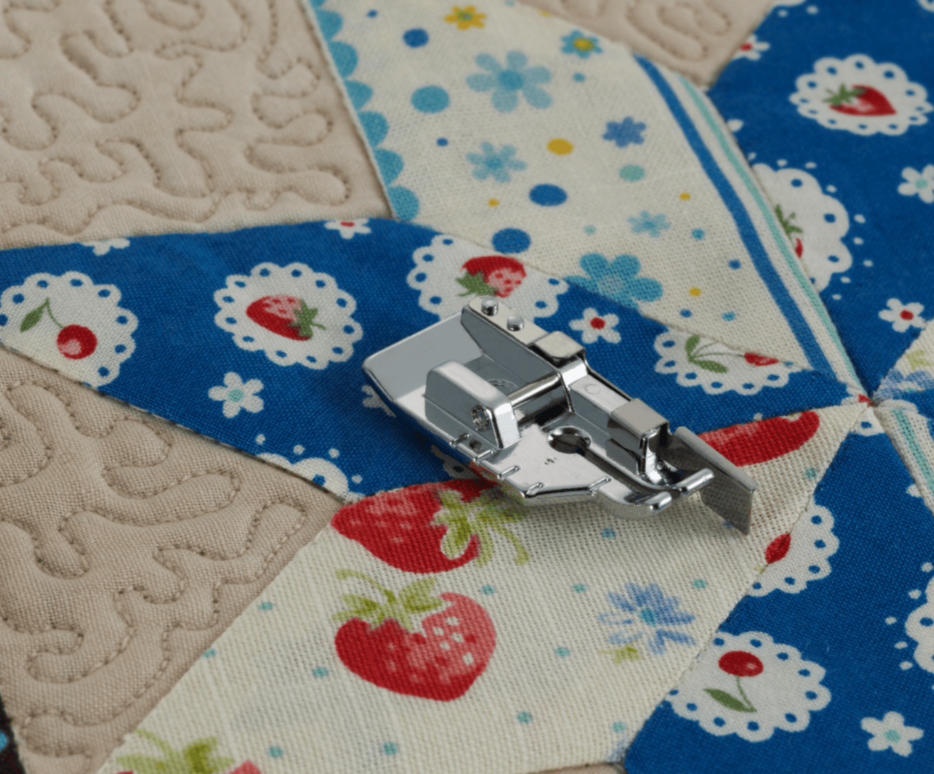 Brother 1/4" Piecing Foot with Guide - Nebraska Quilt Company - ASA185