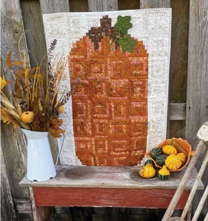 Hank Pumpkin Pattern - Nebraska Quilt Company - PUB07694