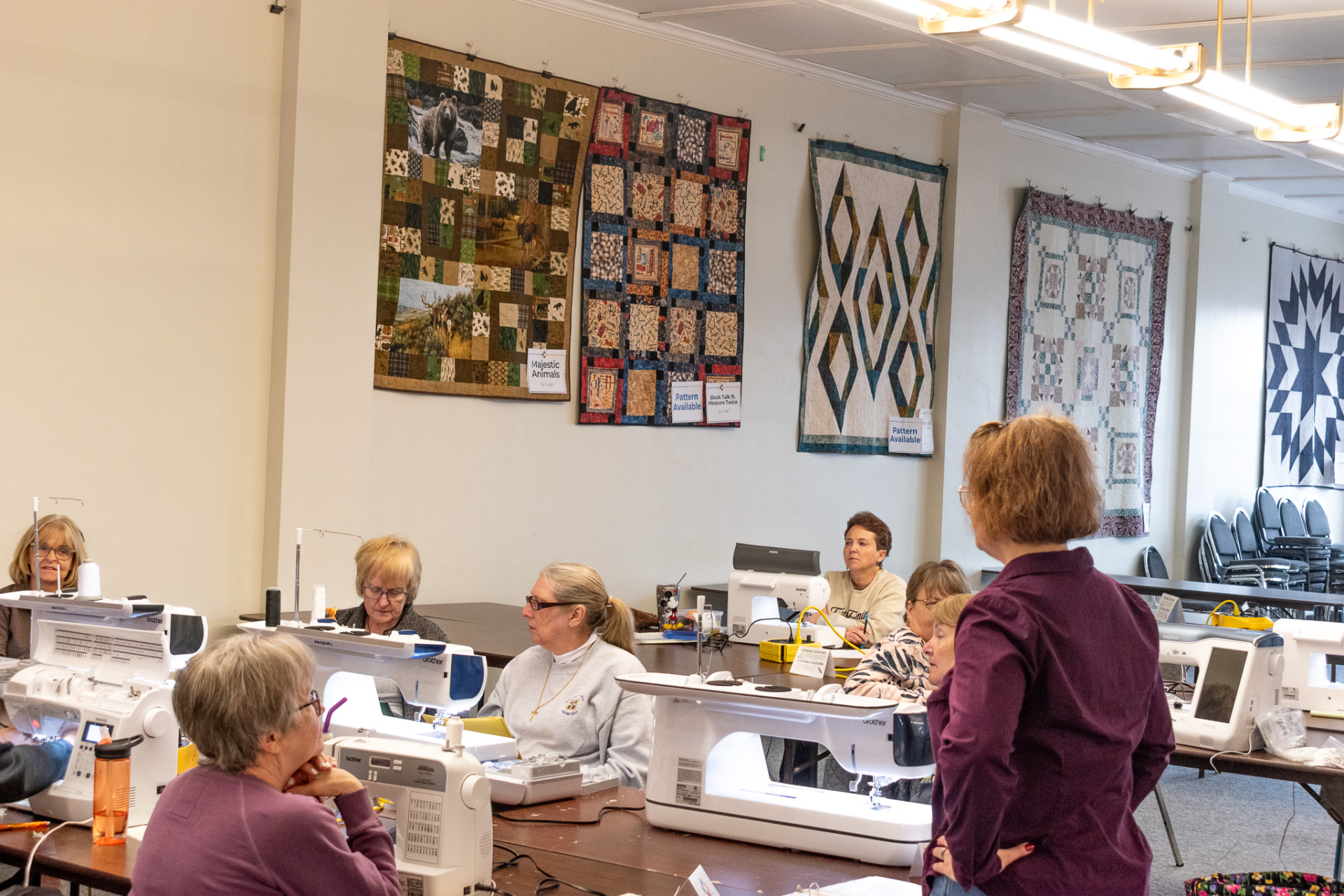 In-person machine mastery class at Nebraska Quilt Company with certified instructor.