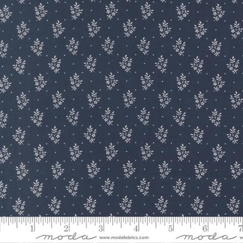 American Gatherings III Flower Sprig Small Floral American Blue - 49327 15 - Moda Fabrics - Nebraska Quilt Company - F2501785