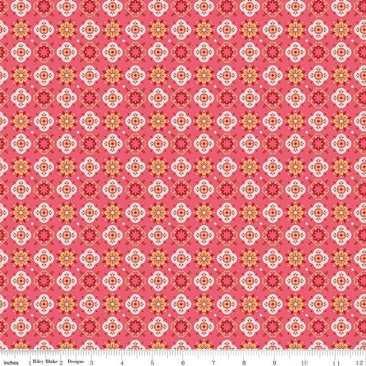 Americana Honor Tea Rose Multi - C16092 - TEAROSE - Riley Blake Designs - Nebraska Quilt Company - F250974
