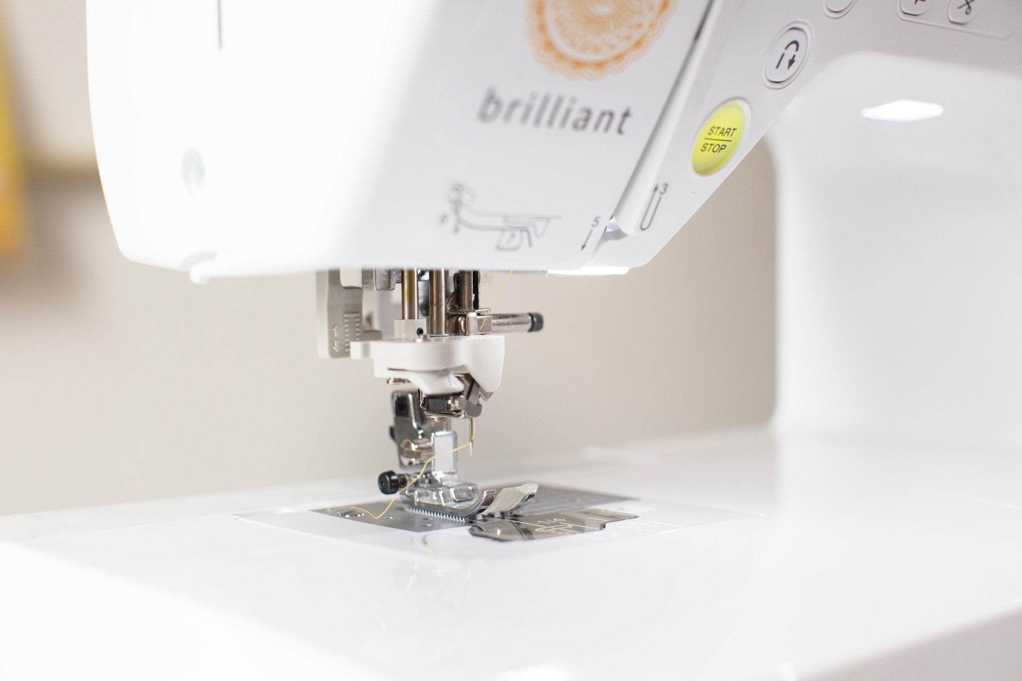 Baby Lock Brilliant - BL220B - Nebraska Quilt Company - MBL220B