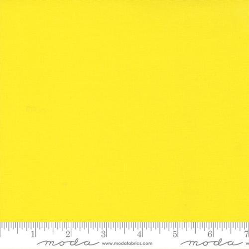 Bella Solids Electric Lemon Yellow - 9900 414 - Moda Fabrics - Nebraska Quilt Company - F2401397