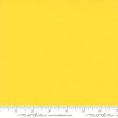 Bella Solids Lemon - 9900 131 - Moda Fabrics - Nebraska Quilt Company - F09664