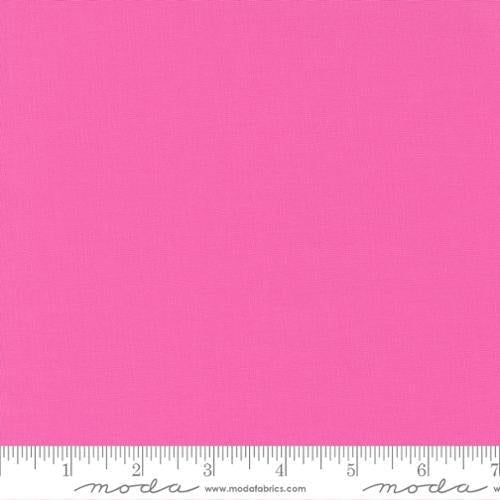 Bella Solids Peony - 9900 91 - Moda Fabrics - Nebraska Quilt Company - F2400235
