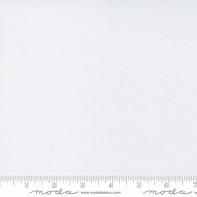 Bella Solids Super White - 9900 436 - Moda Fabrics - Nebraska Quilt Company - F85564