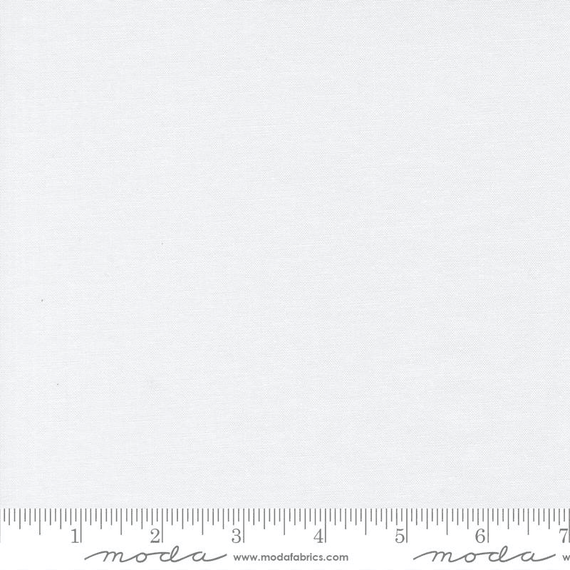 Bella Solids White White - 9900 500 - Moda Fabrics - Nebraska Quilt Company - F261484