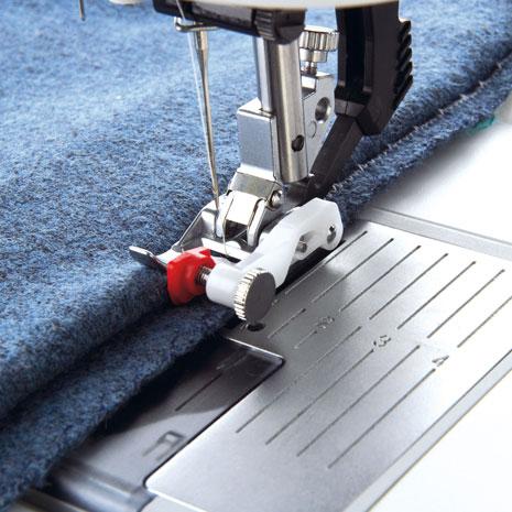 Blindhem Foot w/IDT - DEG 820256096 - Nebraska Quilt Company - PI10108