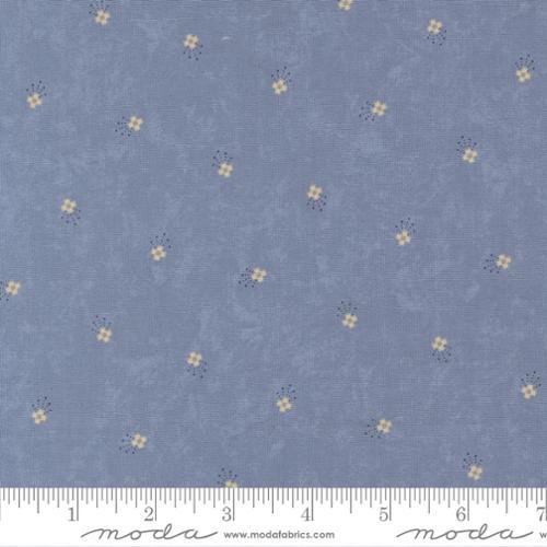 Bluebirds Nest Comet Light Blue - 9803 24 - Moda Fabrics - Nebraska Quilt Company - F251366