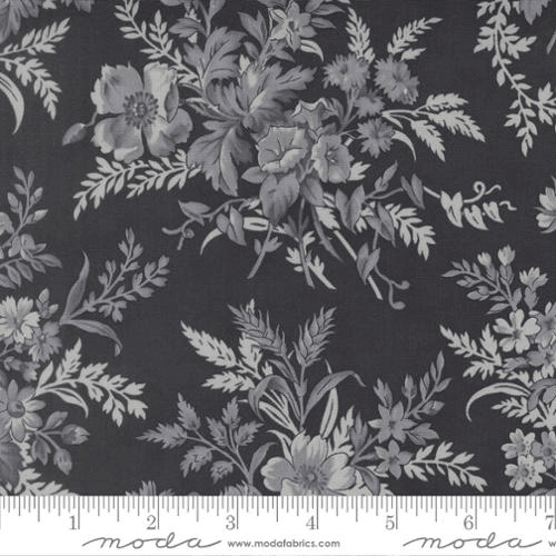 Breathtaking Blues Bouquets Florals Midnight - 44400 15 - Moda Fabrics - Nebraska Quilt Company - F261667