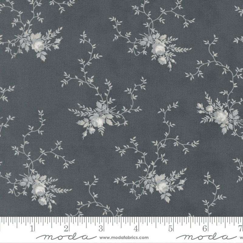 Breathtaking Blues Rose Garden Florals Dusk - 44402 14 - Moda Fabrics - Nebraska Quilt Company - F261845