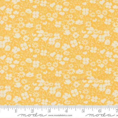 Cannon Beach Poppy Field Florals Sunshine - 11972 25 - Moda Fabrics - Nebraska Quilt Company - F260212