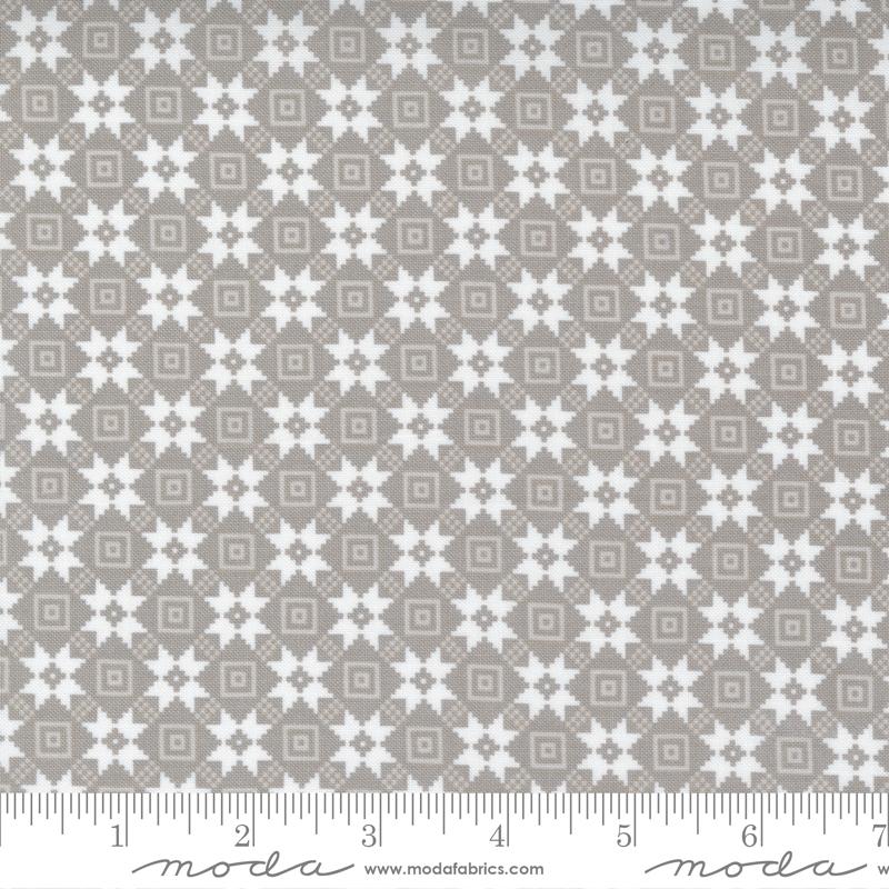 Christmas Morning Quilt Blocks Silver - 1 Yard Left - Verified! - Nebraska Quilt Company - F84923