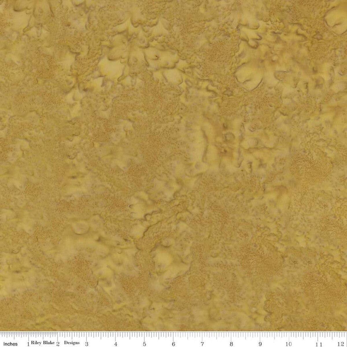 Expressions Batiks Hand - Dyes Goldenrod - BT21000 - 258 - Riley Blake Designs - Nebraska Quilt Company - F2401731
