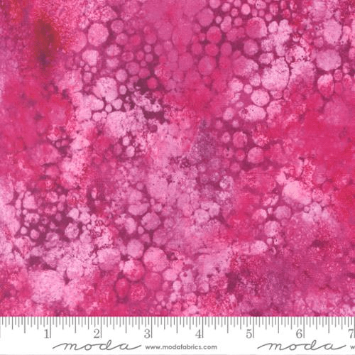 Gradients Gallery Micro Pigments Raspberry - 33886 14 - Moda Fabrics - Nebraska Quilt Company - F261639