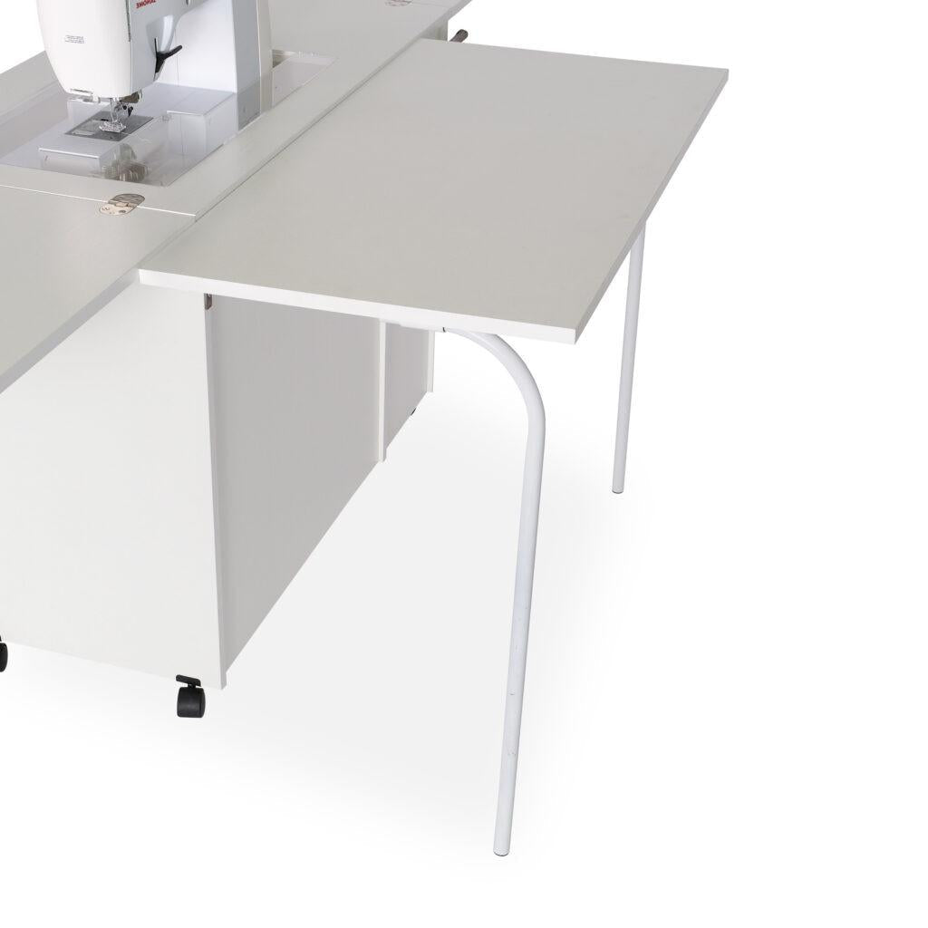 Harriet Quilt Leaf Ash White - Nebraska Quilt Company - Harriet Quilt Leaf Ash White