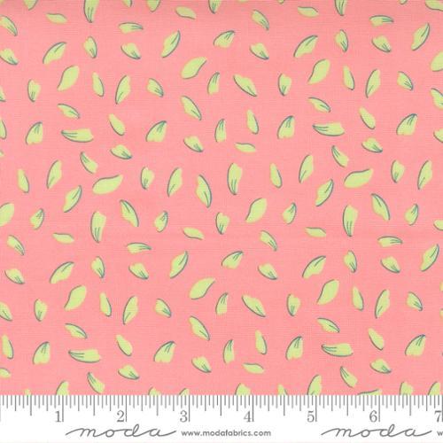 Honeyed Horizon Scattered Leaves Blush Pink - 47013 14 - Moda Fabrics - Nebraska Quilt Company - F260815