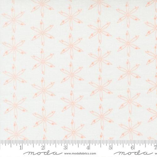 Honeyed Horizon Star Speck Geometric Flower Cloud Peach on White - 47014 25 - Moda Fabrics - Nebraska Quilt Company - F260823