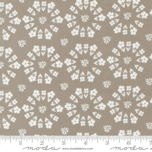 Laguna Sunrise Paradise Florals Stone - 37681 12 - Moda Fabrics - Nebraska Quilt Company - F09590