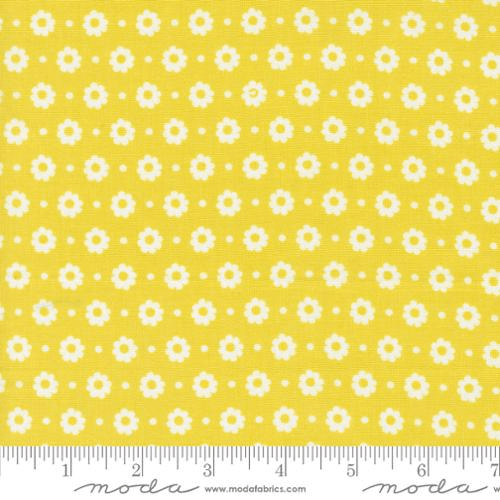 Laguna Sunrise Petal Florals Dot Citrine - 37683 20 - Moda Fabrics - Nebraska Quilt Company - F09580