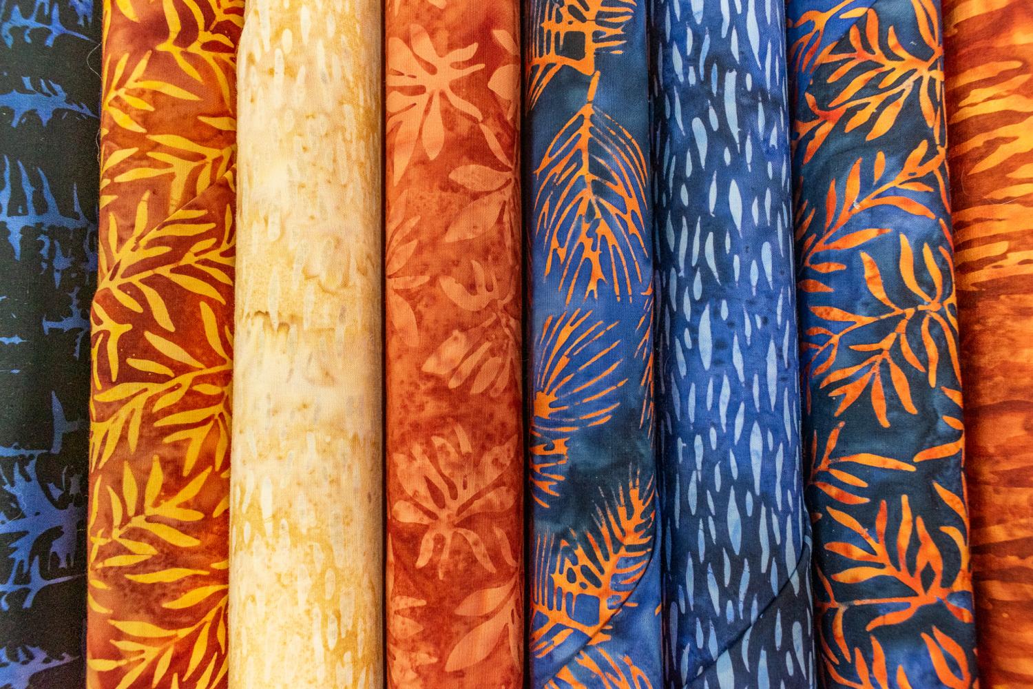 Mystery Five - 0 Luau Quilt Kit featuring Fall Flair - Nebraska Quilt Company - Mystery Five - 0 Luau Quilt Kit featuring Fall Flair