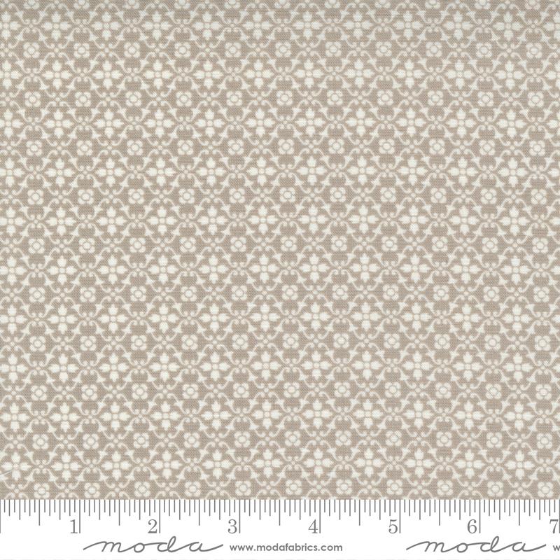 Pumpkins & Blossoms Florence Pebble - 1 Yard Verified - Nebraska Quilt Company - F84628