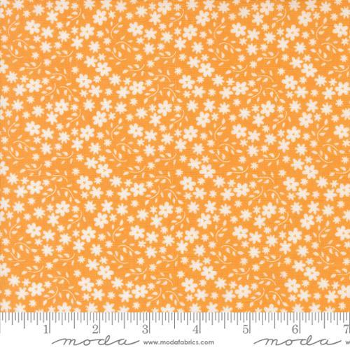 Raspberry Summer Blossom Small Floral Apricot Orange - 37693 14 - Moda Fabrics - Nebraska Quilt Company - Raspberry Summer Blossom Small Floral Apricot Orange - 37693 14 - Moda Fabrics