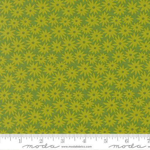 Scenery Sedum Small Floral Limeade - 51270 14 - Moda Fabrics - Nebraska Quilt Company - F261308